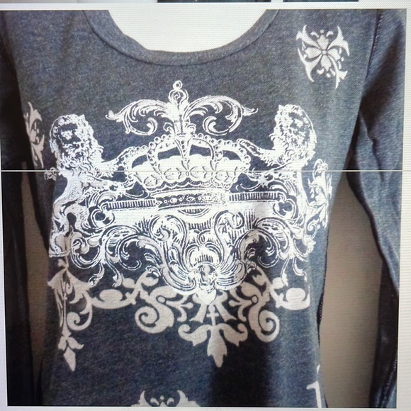 DONATED Cool Camp long sleeve tee shirt 💕 - Picture 4 of 5